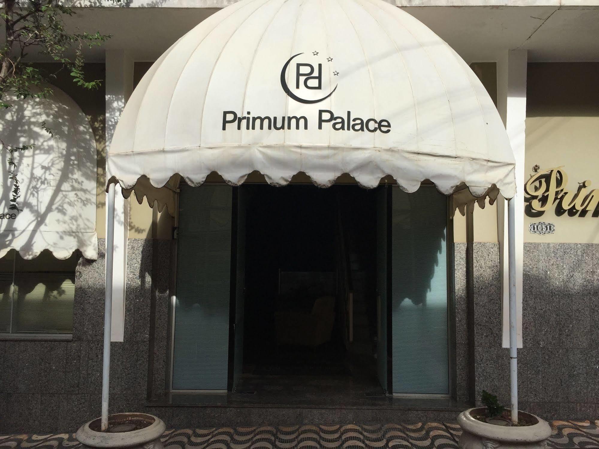 Primum Palace Hotel Dracena Buitenkant foto